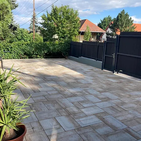 Διαμέρισμα Hun *